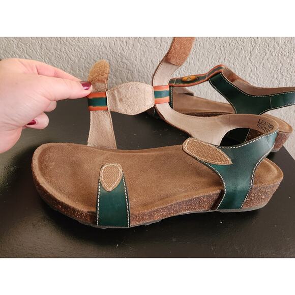 L'ARTISTE Spring Step Leather Soothing Green Earth Sandals 38 (7) - Picture 3 of 8